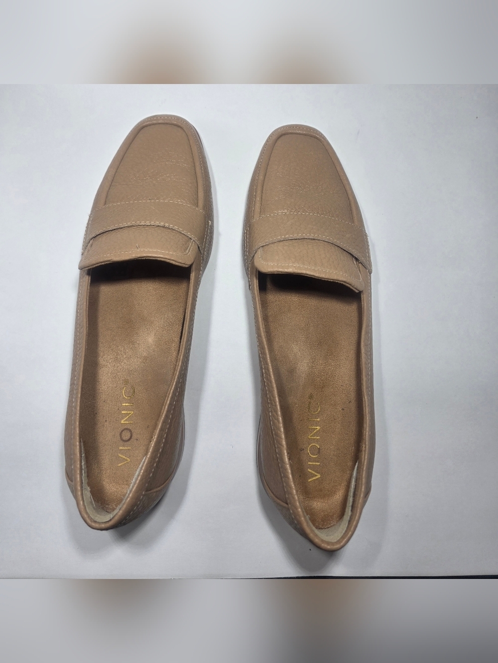Vionic Women’s Loafers US 8 Tan Leather Comfort Flats Orthopedic Slip On Shoes - Picture 10 of 10